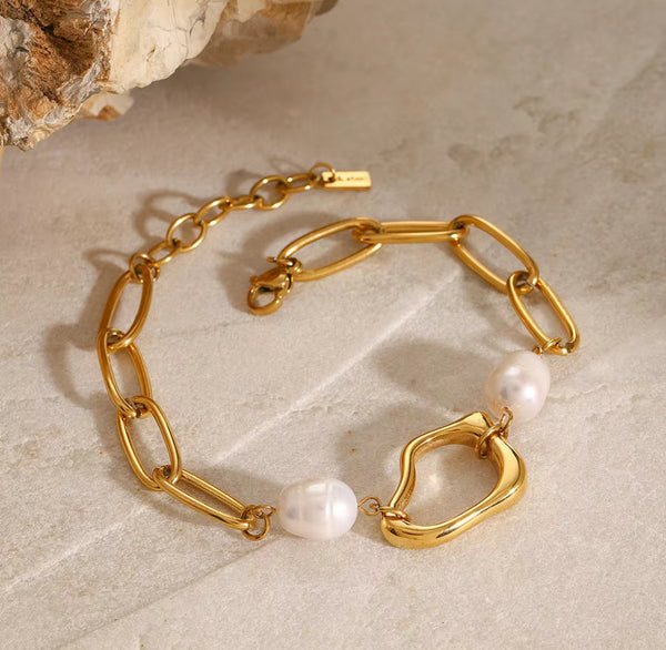 Faye Pearl and Gold Abstract Link Bracelet