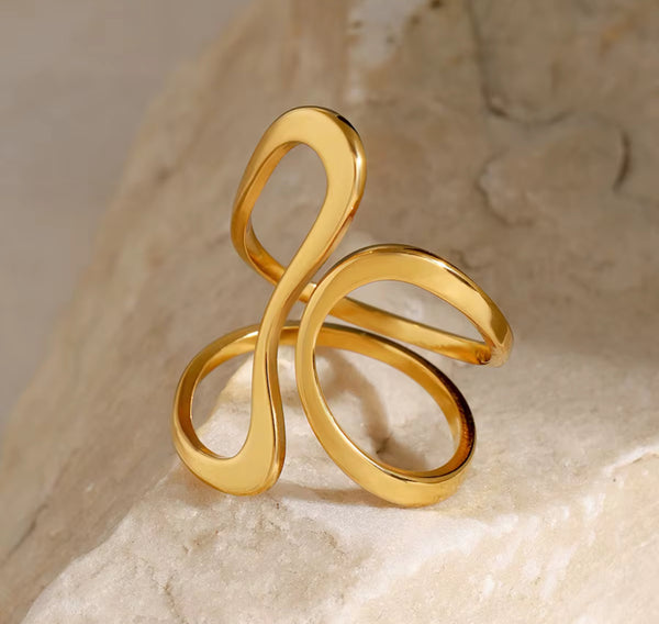 Abstract Adjustable Gold Wave Ring – Modern Sculptural Design | Veloura Jewels